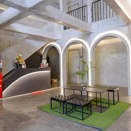 红多兹普拉斯酒店-近三宝垄三宝岗地区 外观 照片