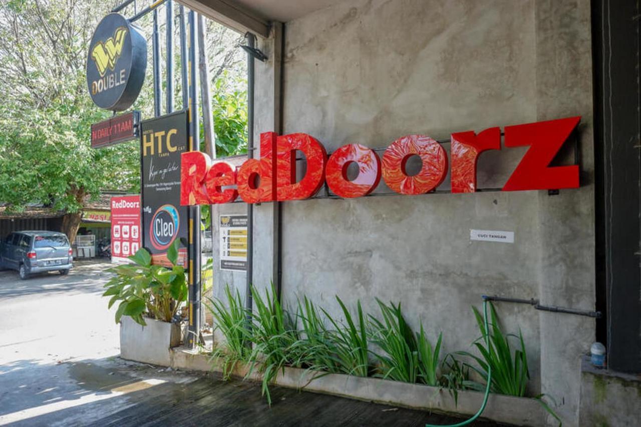 红多兹普拉斯酒店-近三宝垄三宝岗地区 外观 照片